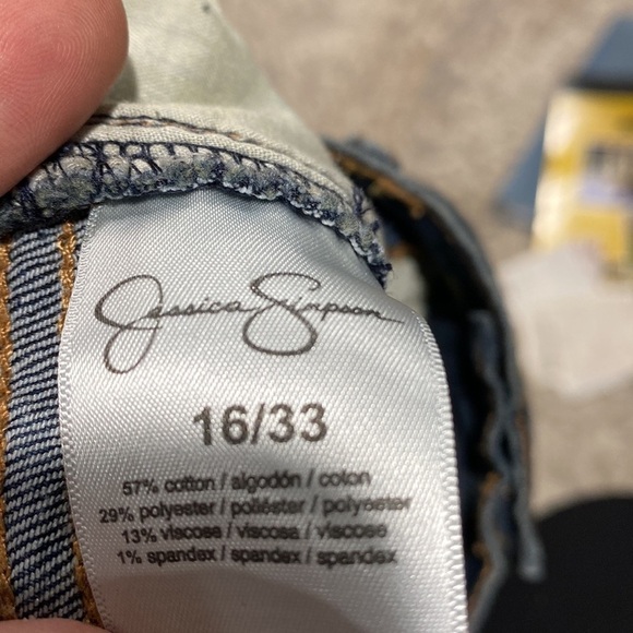 Jessica Simpson shorts Ventura high waist 16 distressed frayed denim jean NEW - Picture 5 of 8